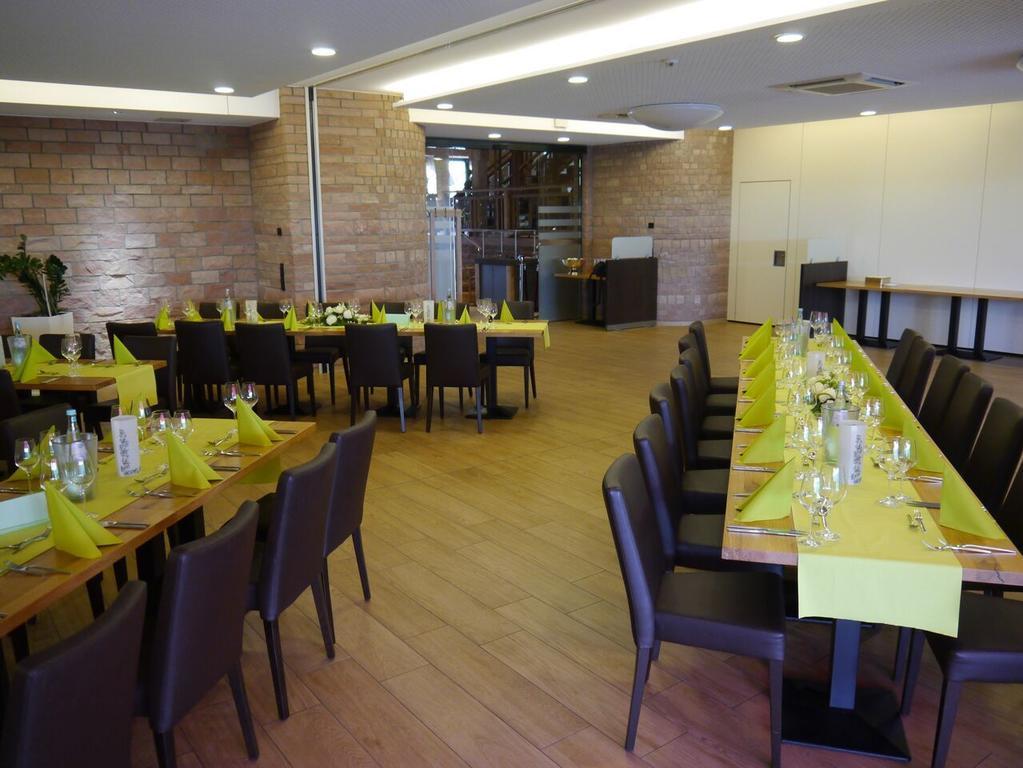 Sutter'S Landhaus Hotel Gensingen Luaran gambar