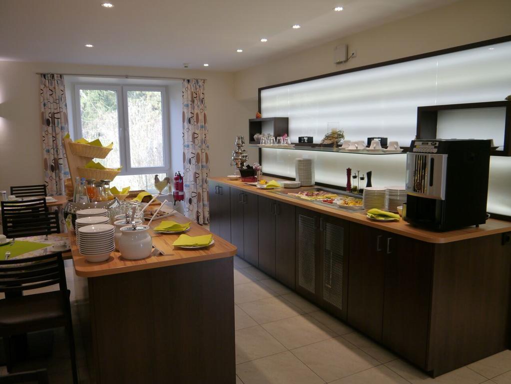 Sutter'S Landhaus Hotel Gensingen Luaran gambar
