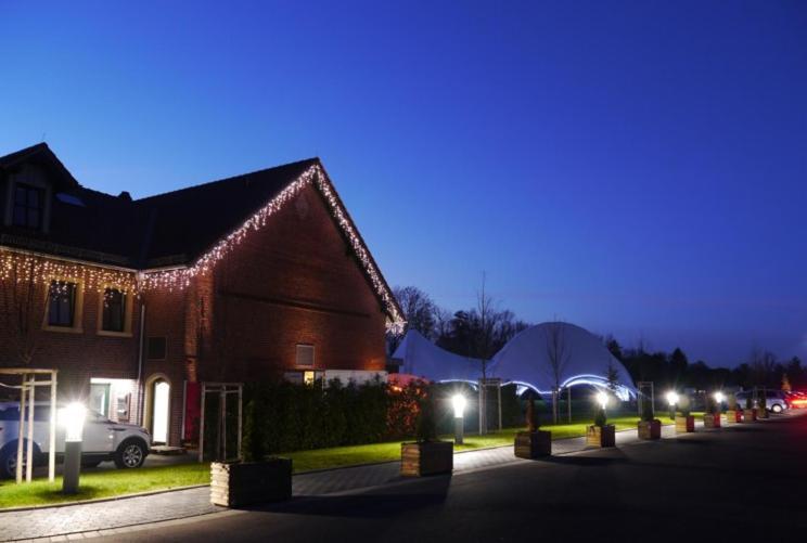 Sutter'S Landhaus Hotel Gensingen Luaran gambar